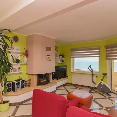 Near Port In Volosca Apartment Opatija