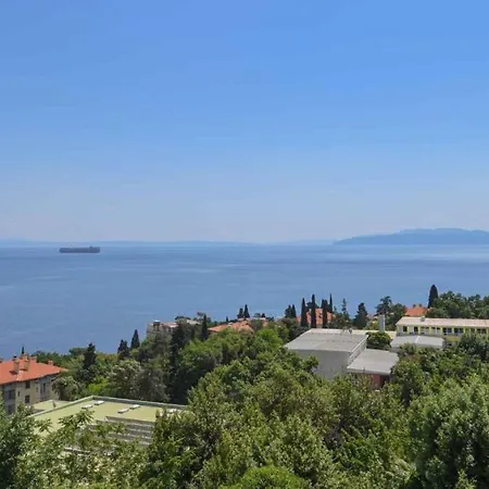 Near Port In Volosca Apartment *