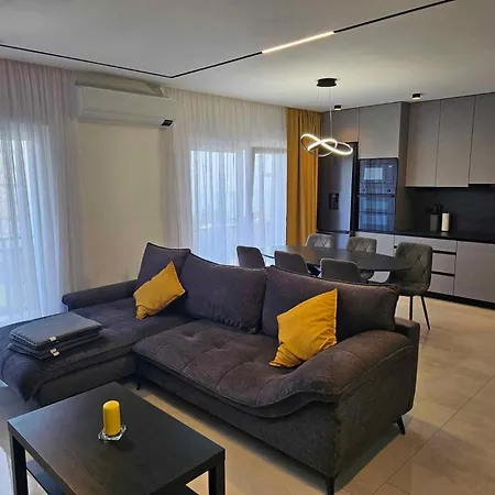 Near Port In Volosca Apartment *