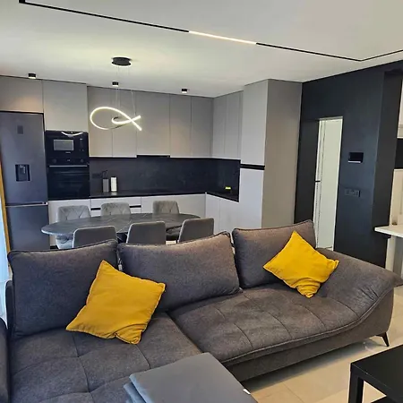 Near Port In Volosca Apartment Opatija