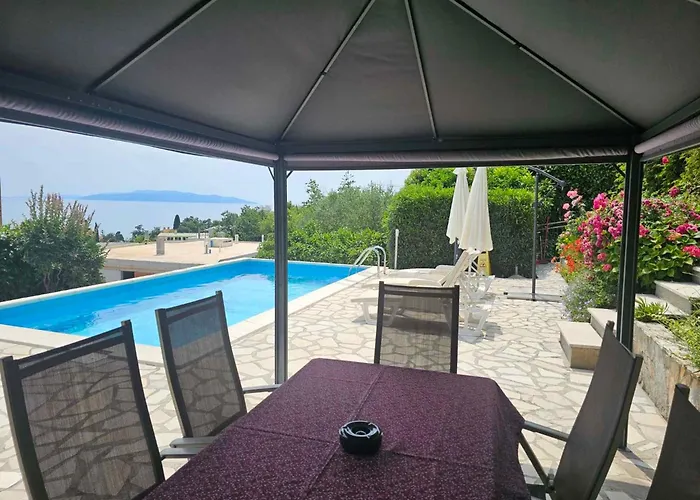 Apartment Near Port In Volosca Opatija