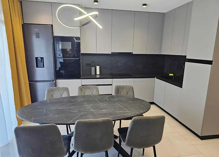 Apartment Near Port In Volosca